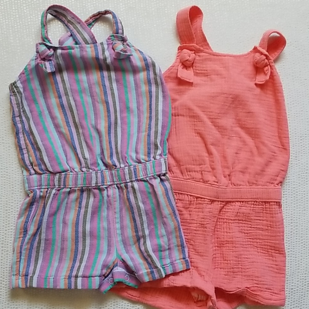 Girl's rompers